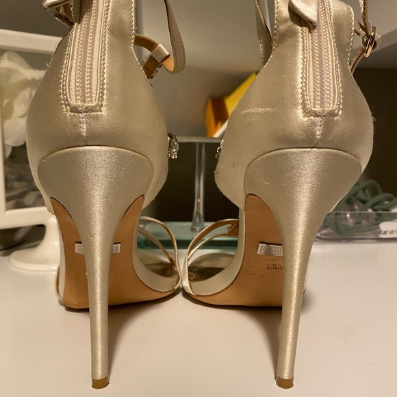 Badgley Mischka Bridal Heels - Picture 9 of 11